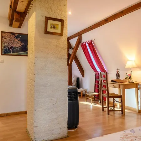 Maison D'hote-ancienne Boulangerie Bed & Breakfast 3*